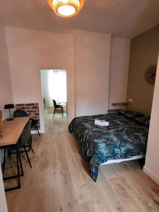 Moderne Calme Et Spacieux-centre Thuillat *